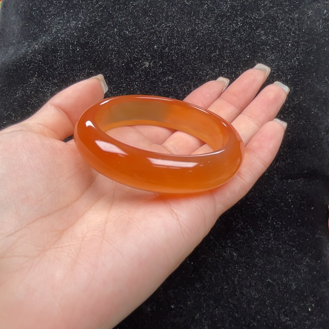 玛瑙/玉髓手镯未镶嵌