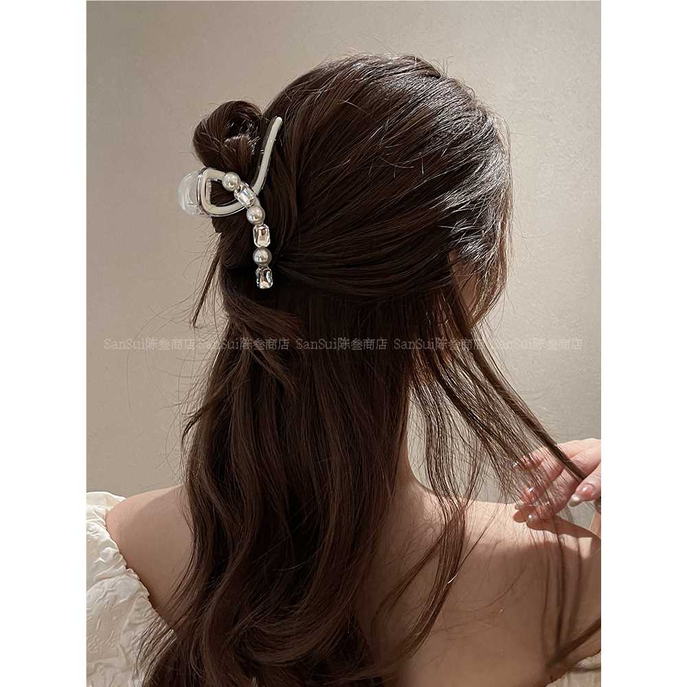 SANSUI~限定款珍珠醋酸抓夹女2024年新款后脑勺发夹设计感鲨鱼夹