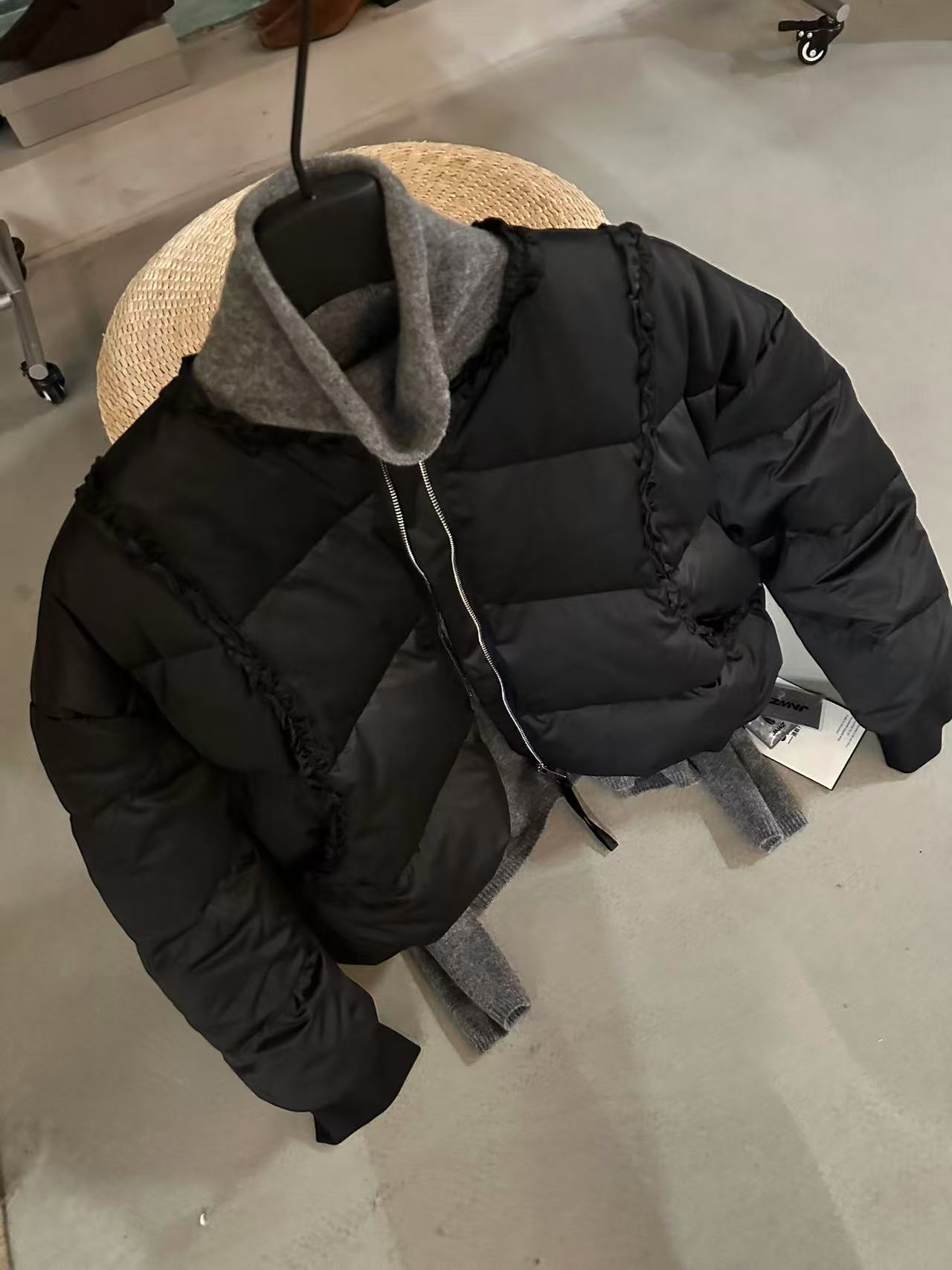 THE ZCANAL.木耳边韩系加厚羽绒服