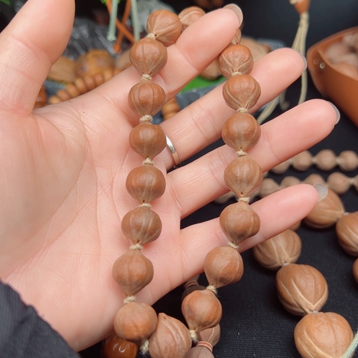 吊坠橄榄核B***林1.3+