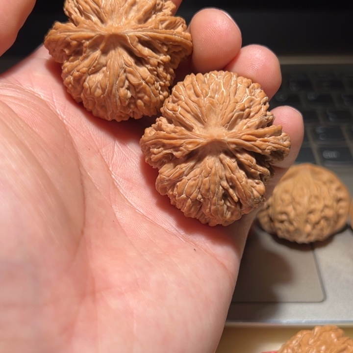 文玩核桃吊坠?****?老灯