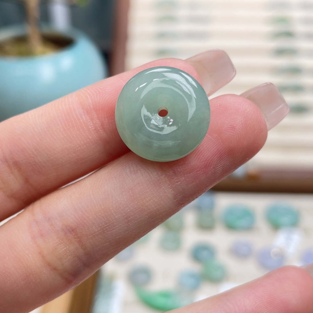 翡翠未镶嵌吊坠(不含链)a08满绿平安扣