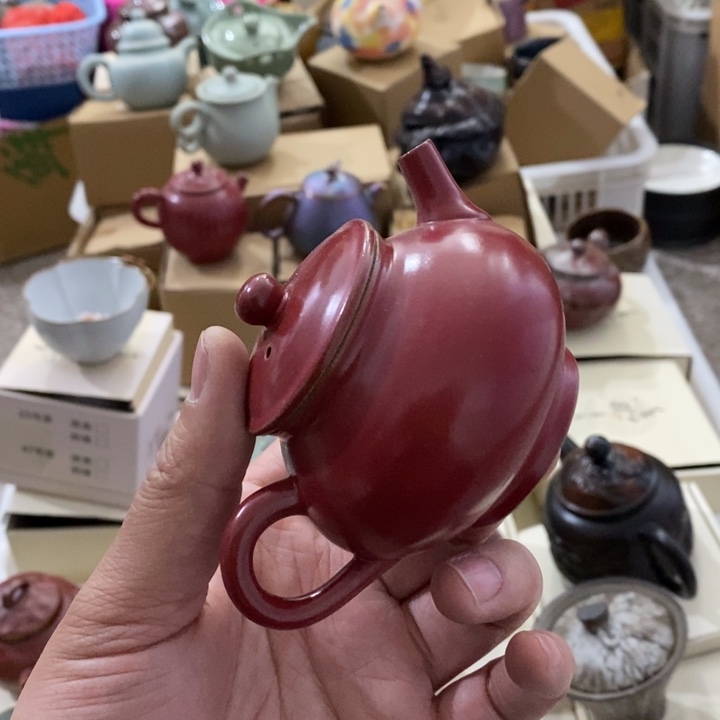 陶瓷艺术品及陶瓷壶