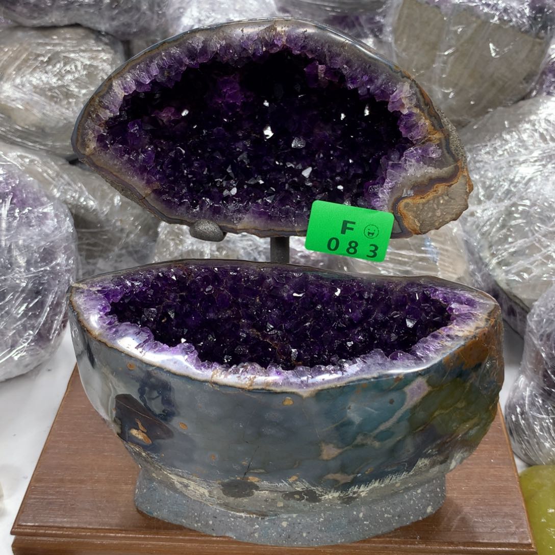 紫晶大型摆件（非配饰）未镶嵌可**?