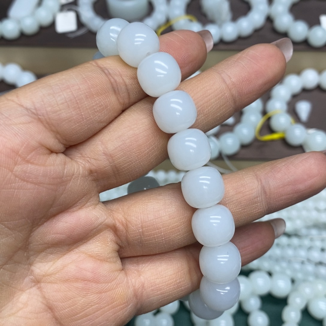 和田玉手链未镶嵌