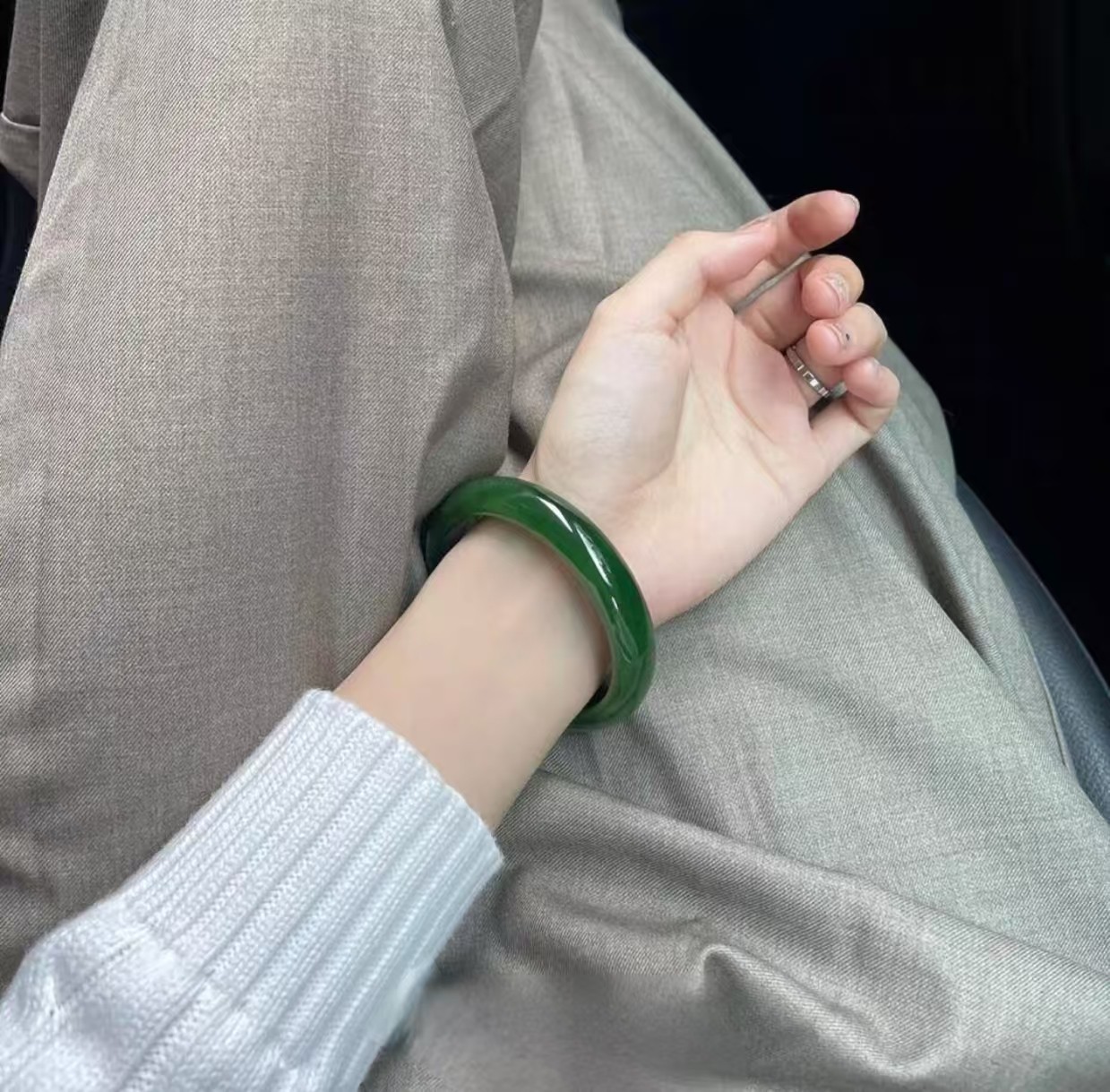 天然辰砂星尘精美文玩手镯H-0082