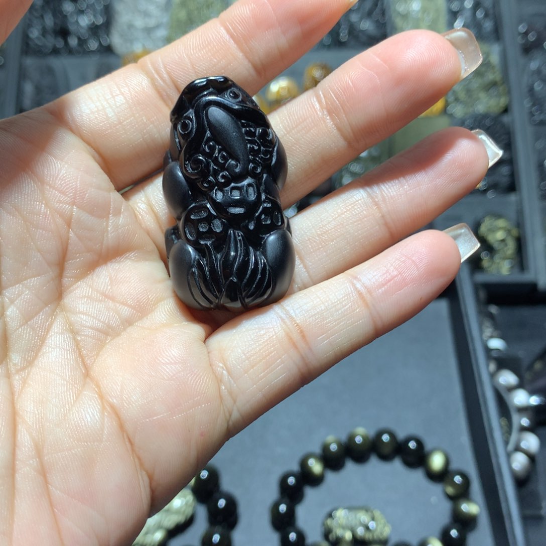 黑曜岩吊坠(赠链)未镶嵌嫩****艺