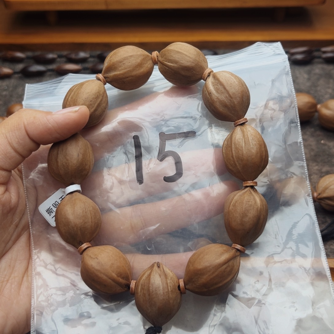 手串/手链橄榄核15号，2.0×2.5四花梅林铁核