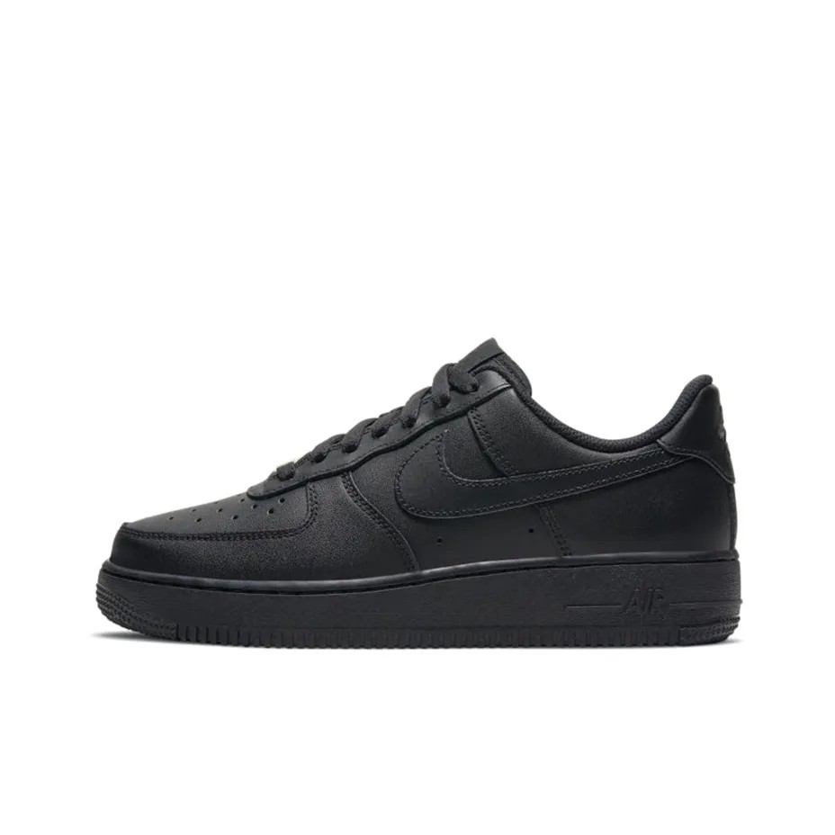 Nike Air Force 1 triple black 时尚经典低帮板鞋 男女款 纯黑色