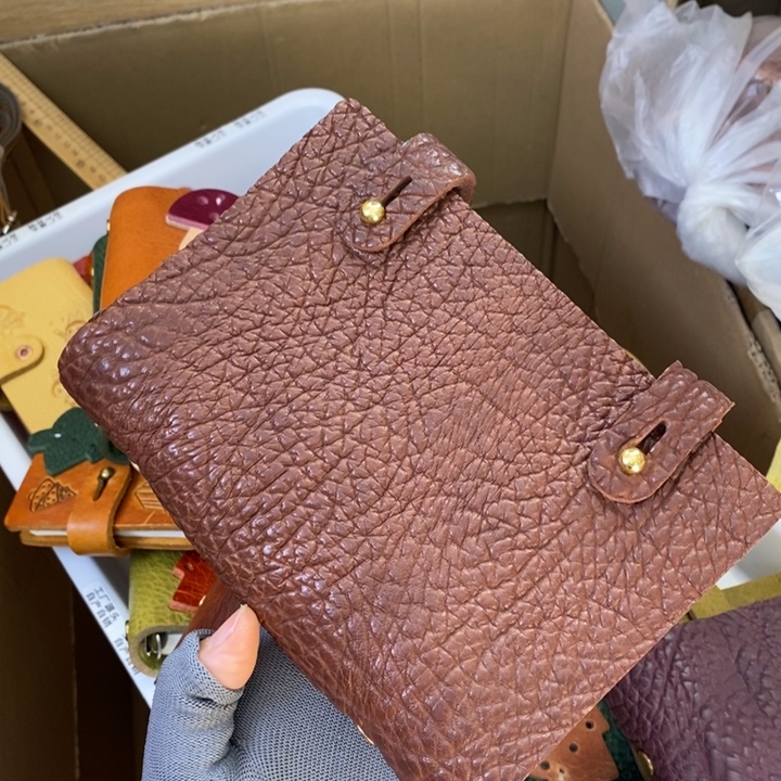 头层牛皮A6活页本