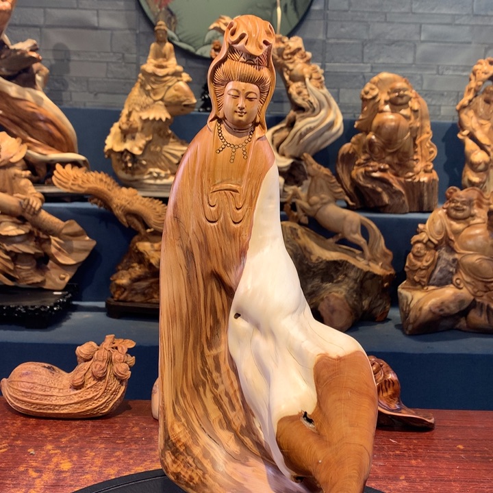 柏木（崖柏）根雕摆件