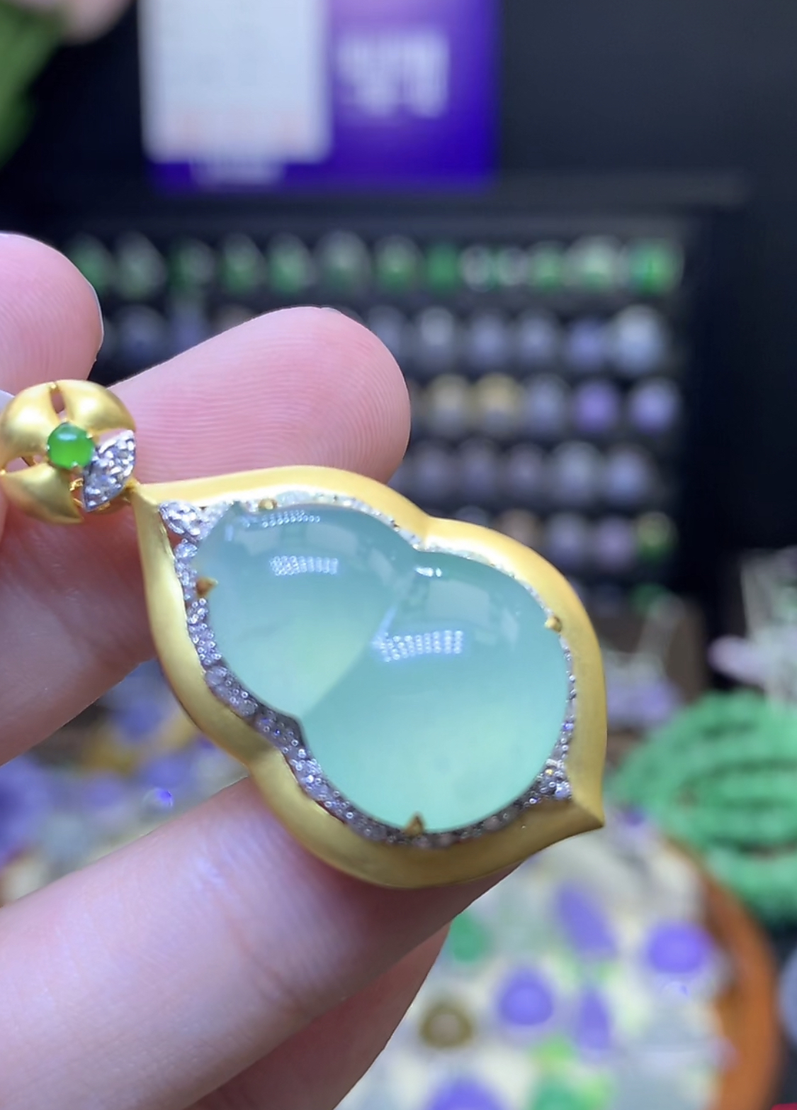 纯天然缅甸翡翠A货