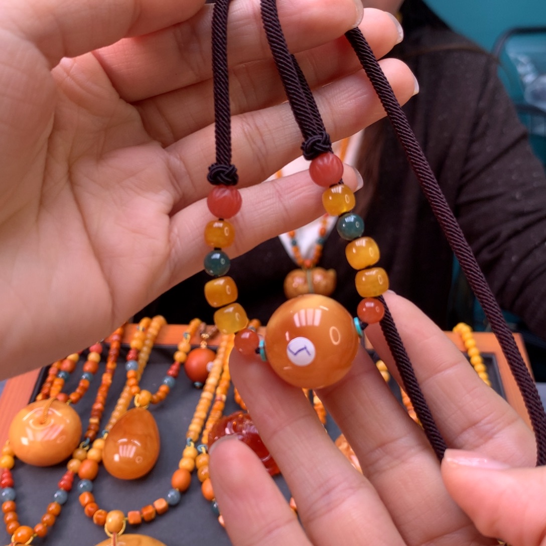 蜜蜡未镶嵌颈饰天然