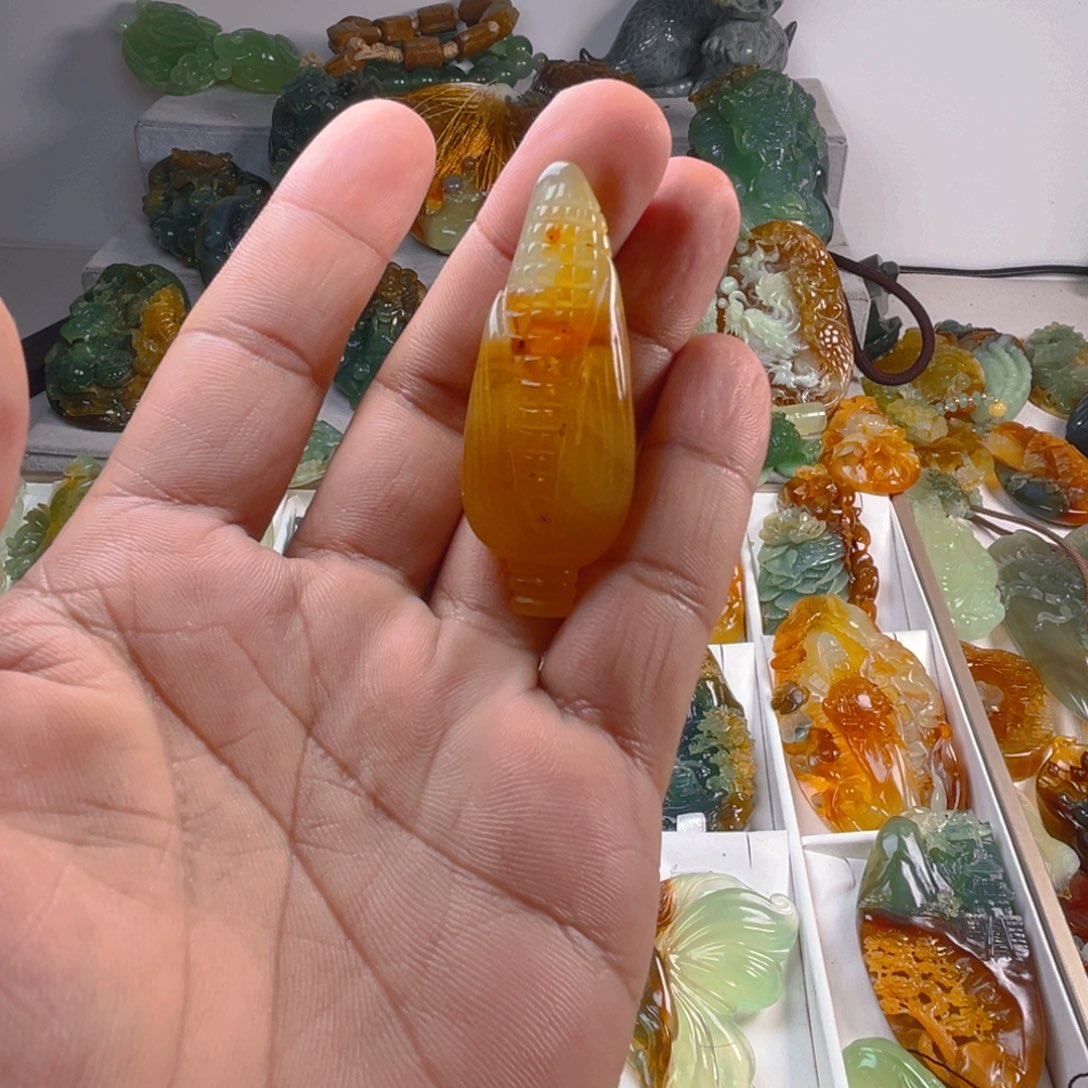 颈饰未镶嵌和田玉