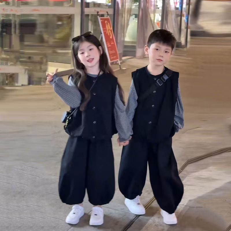 儿童秋季套装2025新款男女童洋气时尚兄妹马甲坎肩T恤休闲束脚裤