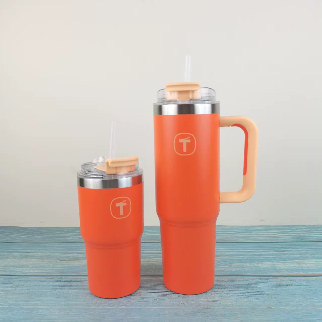 新款大T660毫升1.1升保温杯随身杯