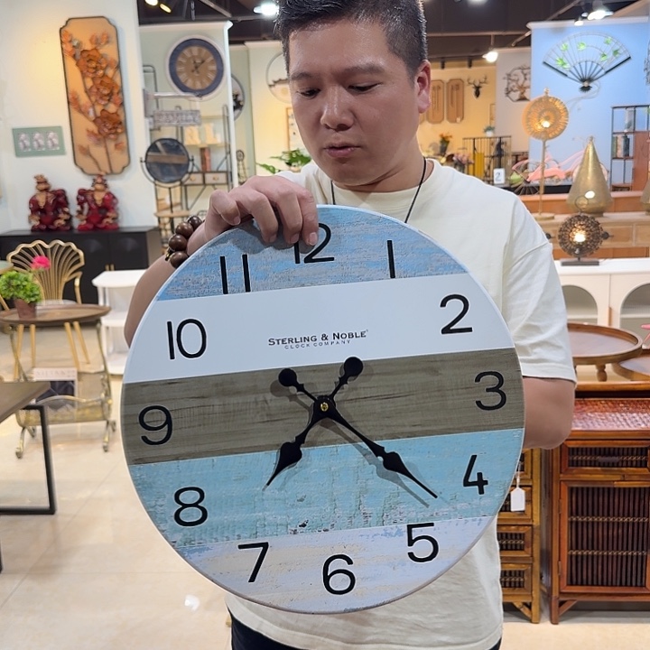 有机玻璃木质挂钟