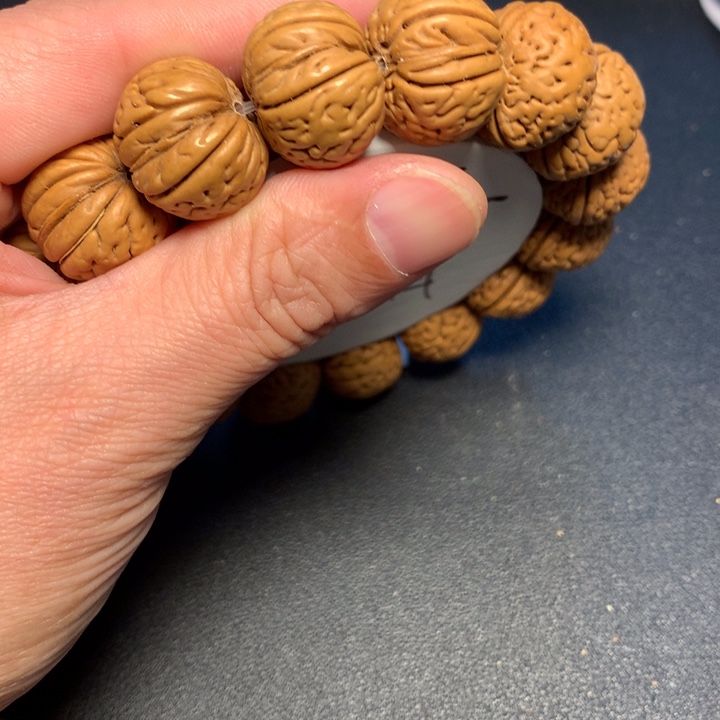 手串桃核28号健健康康了