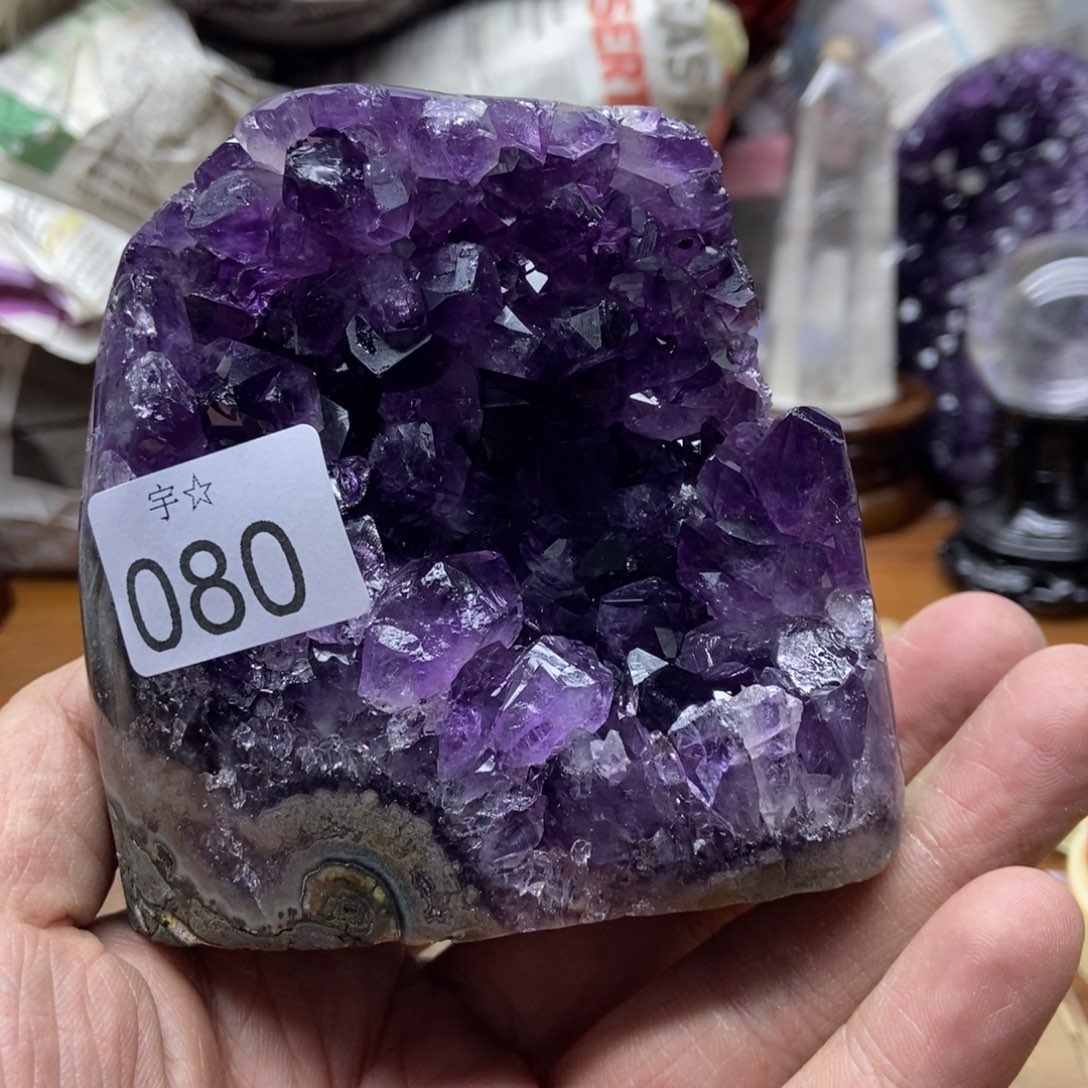 紫晶天然水晶摆件未镶嵌