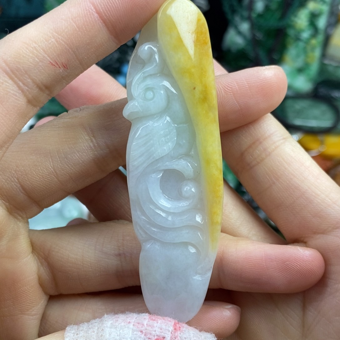 翡翠颈饰未镶嵌吊坠