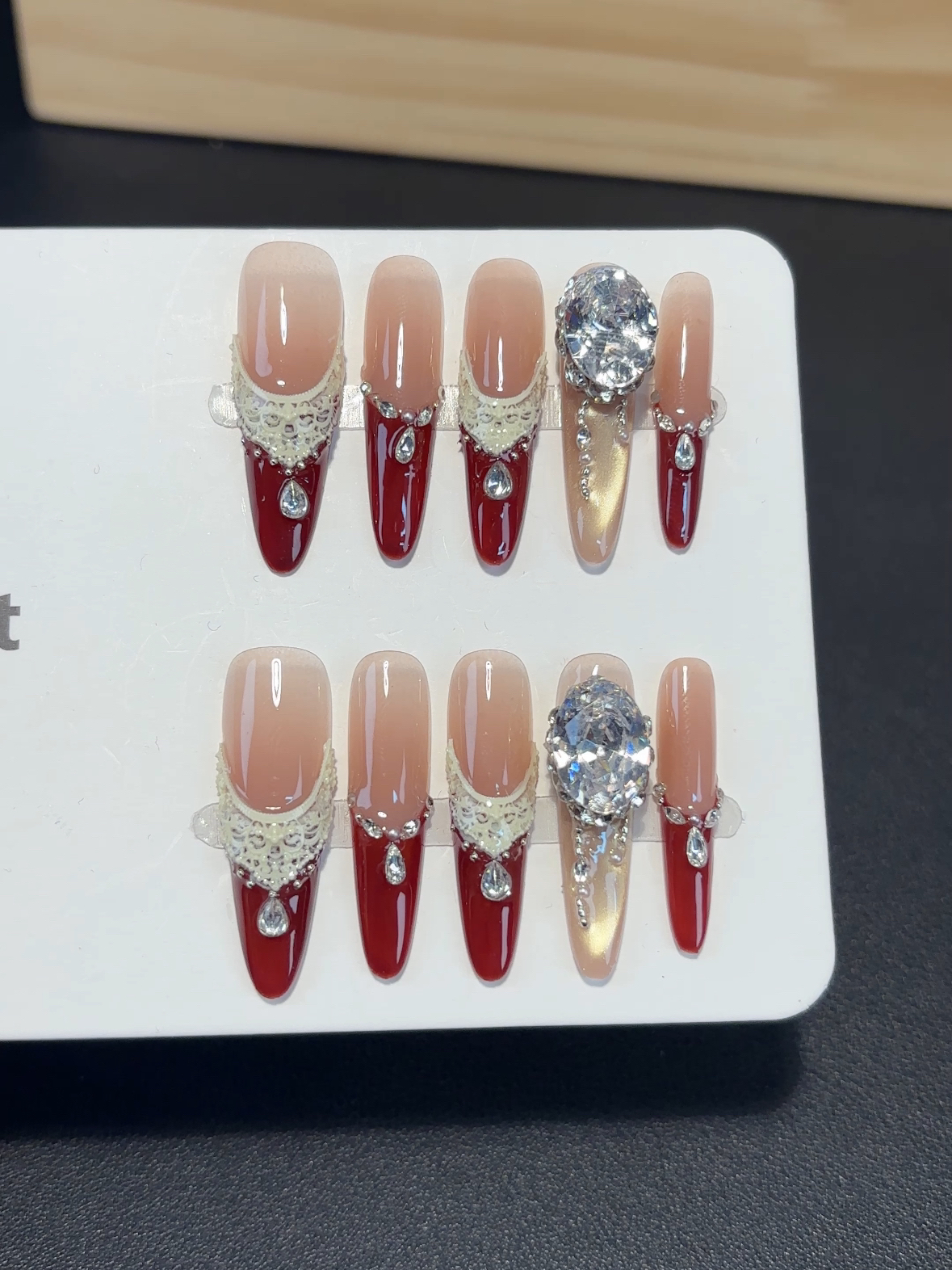 044手工穿戴甲长款喷枪渐变显白气质百搭可拆卸美甲贴片秋冬