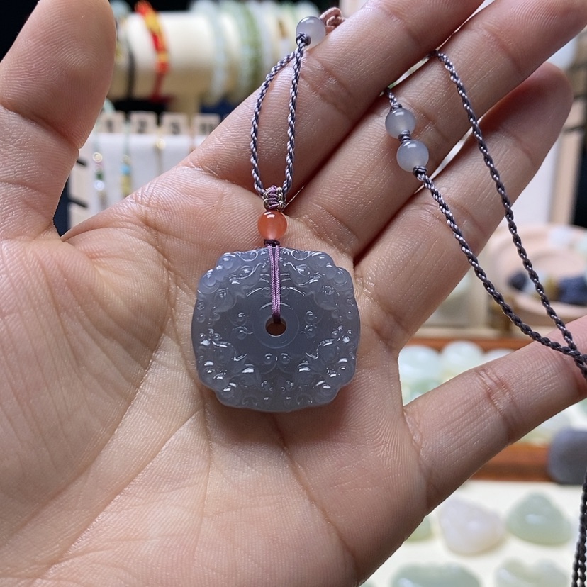 【闪购商品】和田玉颈饰未镶嵌