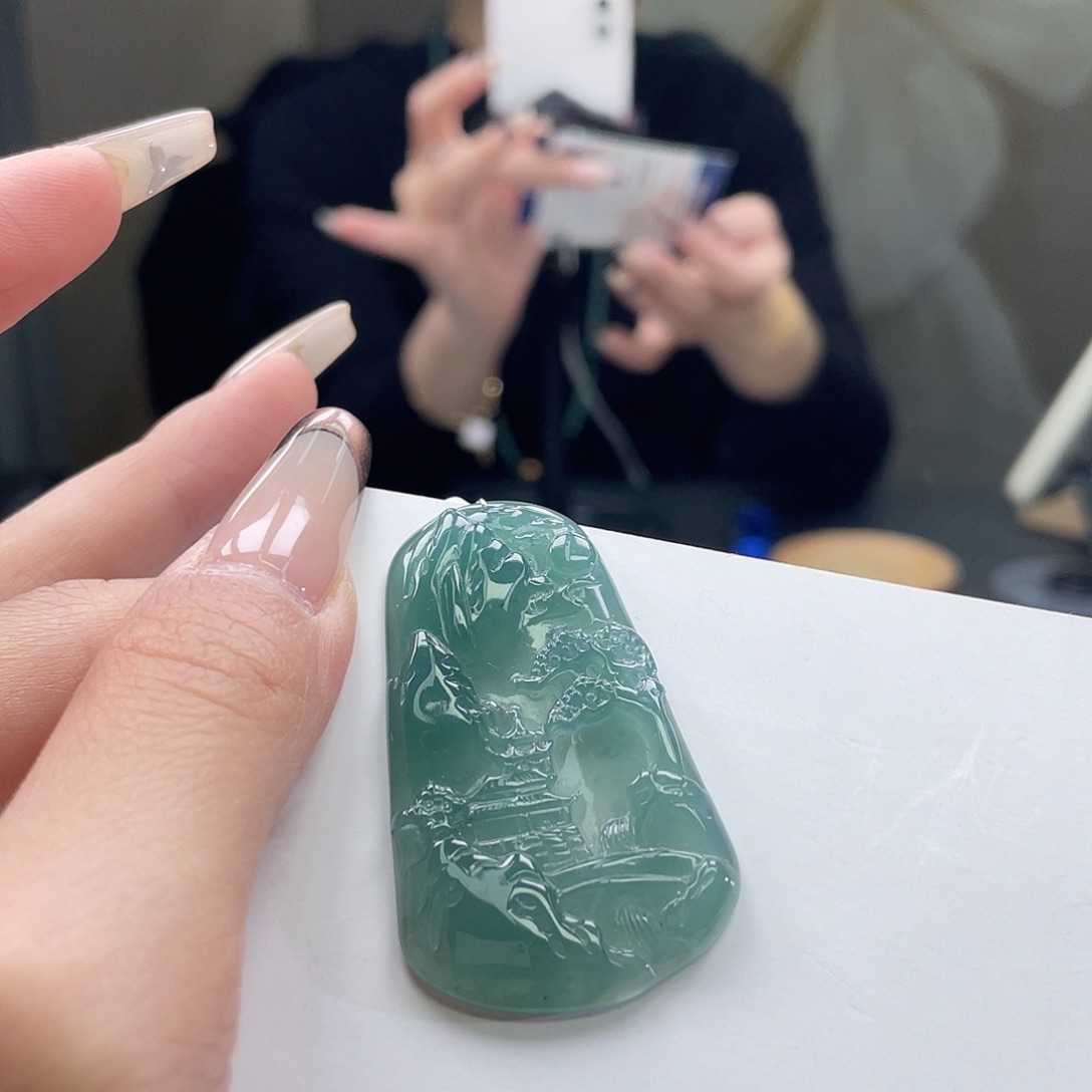 翡翠未镶嵌吊坠(不含链)