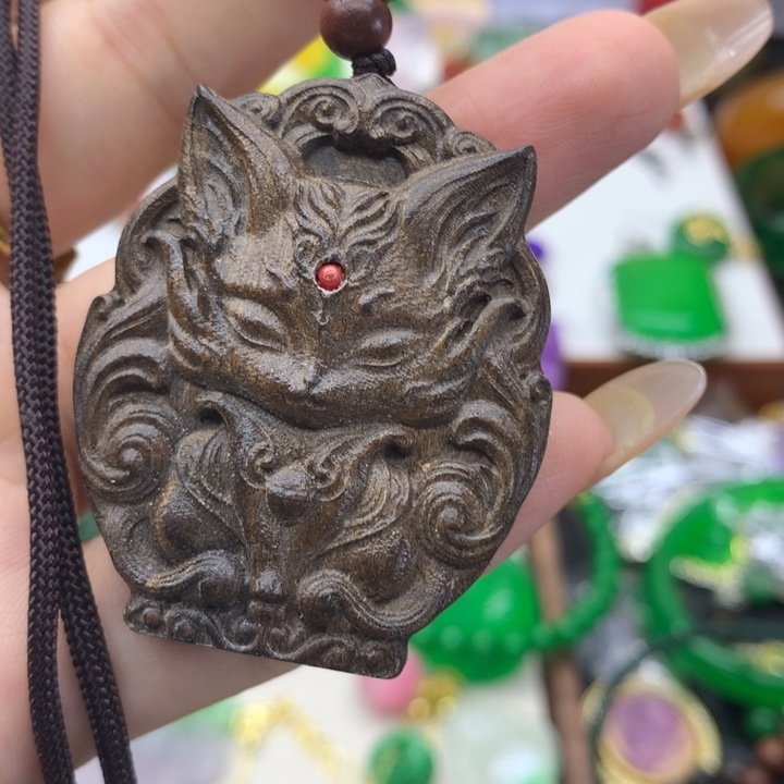 合金颈饰玛瑙/玉髓吊坠