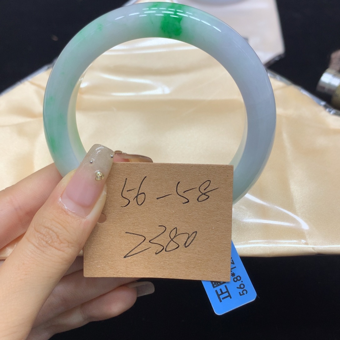 翡翠未镶嵌手镯天然翡翠