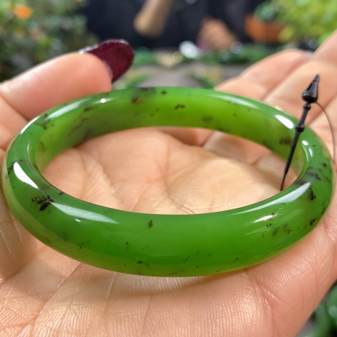 和田玉（碧玉）手镯未镶嵌