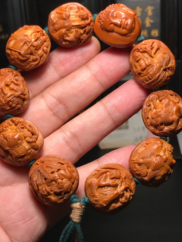 白老九瑞兽十八罗汉微雕工艺