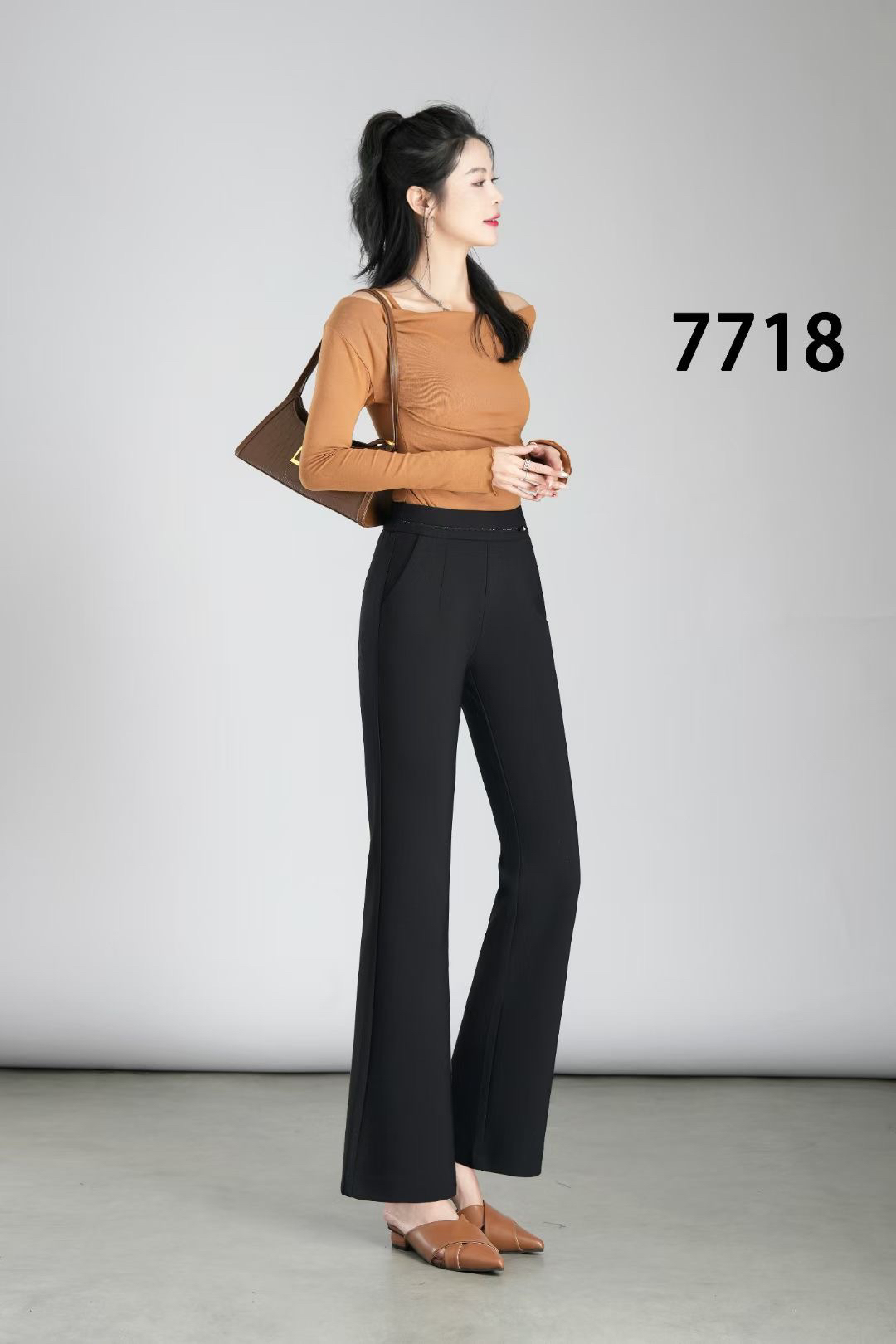 浩彤女裤7718春款黑色松紧腰弹力休闲裤修身显瘦小微喇鱼尾裤