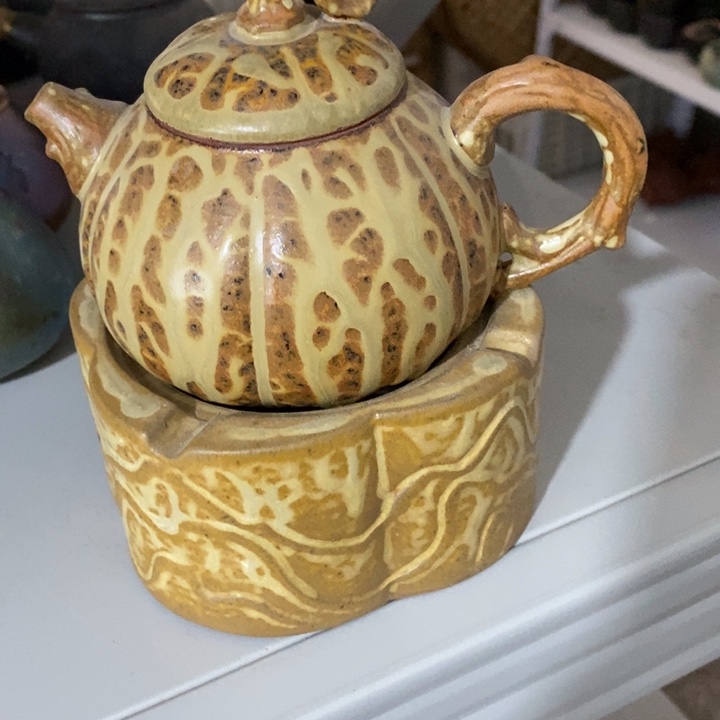 陶瓷艺术品及陶瓷壶