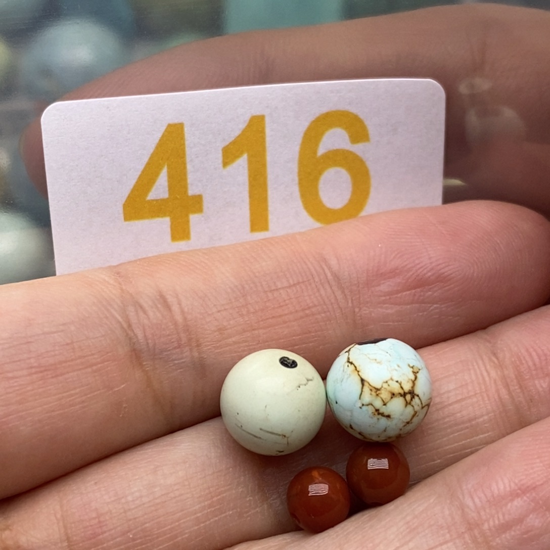 南红玛瑙未镶嵌珠宝奇石