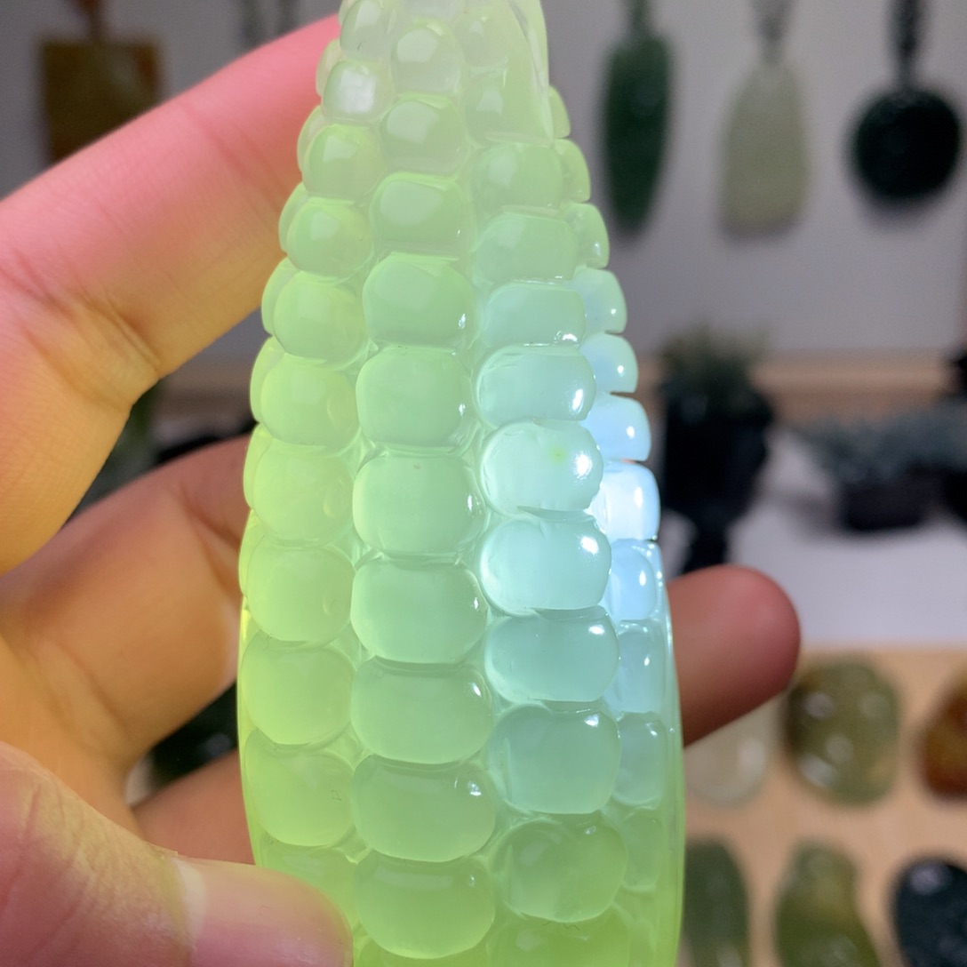 岫玉手把件玉米未镶嵌