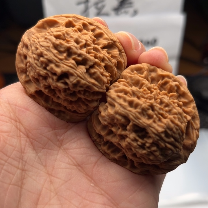 文玩核桃吊坠南疆39