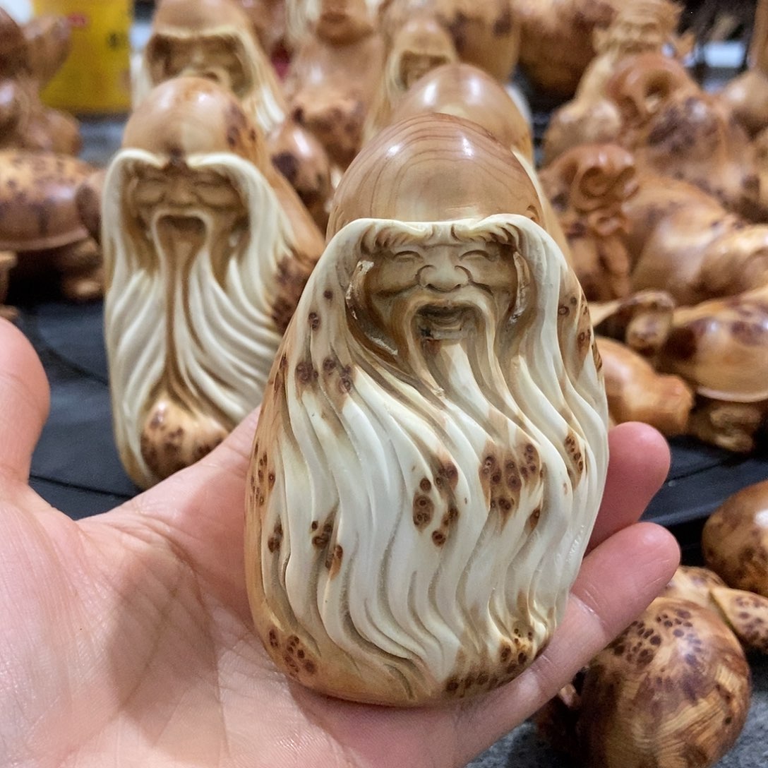 柏木（崖柏）留疤寿星