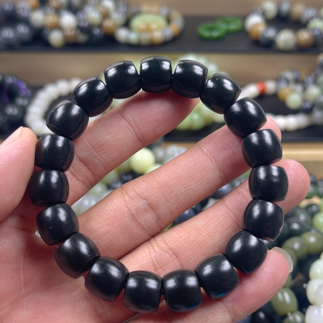 和田玉手串未镶嵌