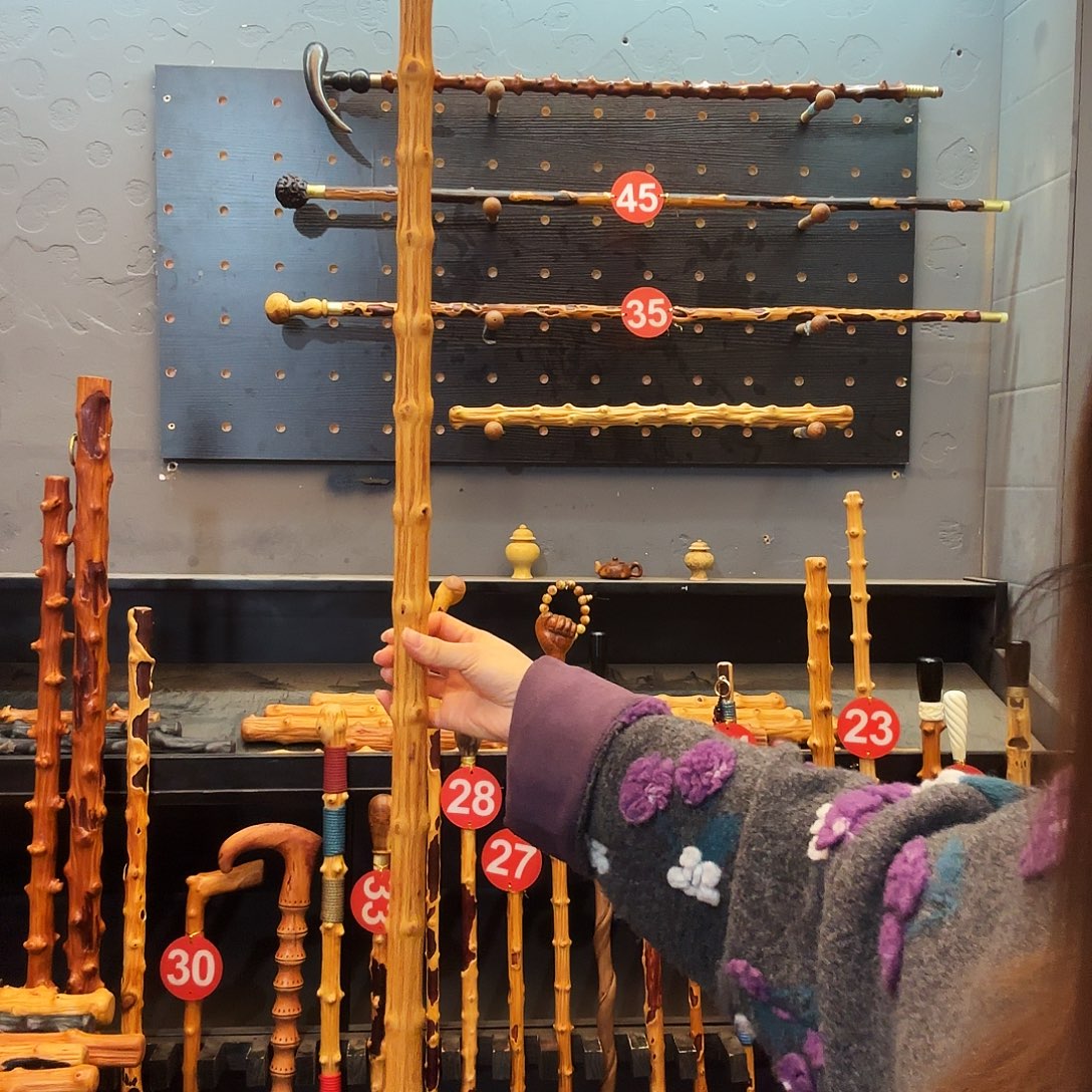 云***龙130公分左右长，长棍