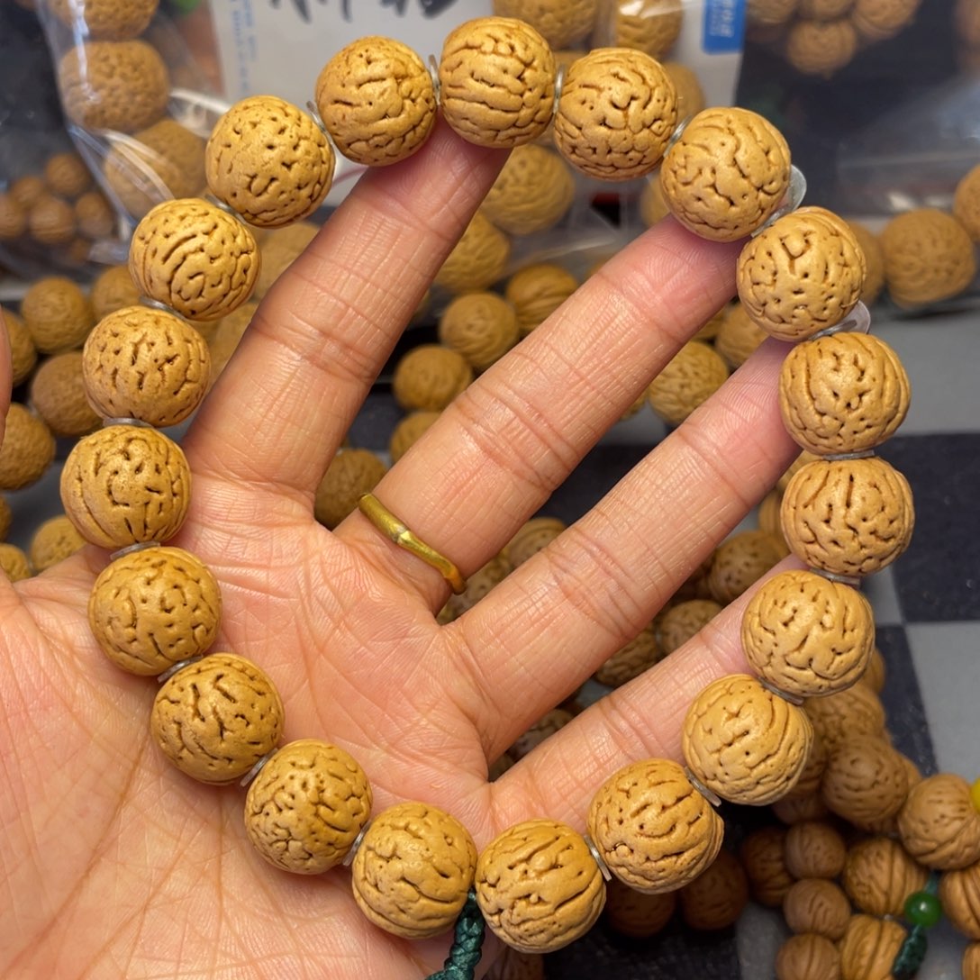 手串桃核15.6肌肉手持