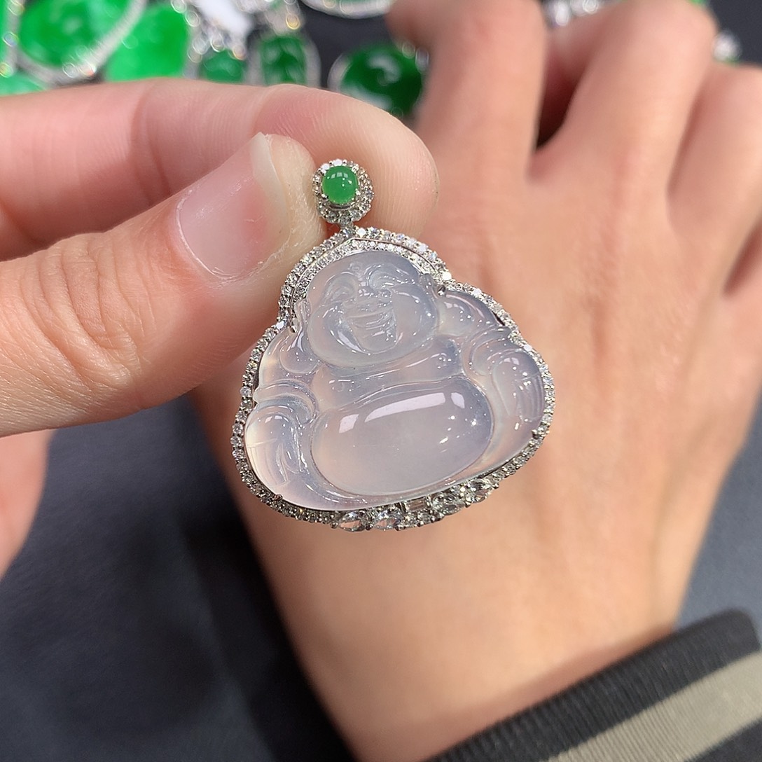 翡翠吊坠(赠链)18K金镶嵌