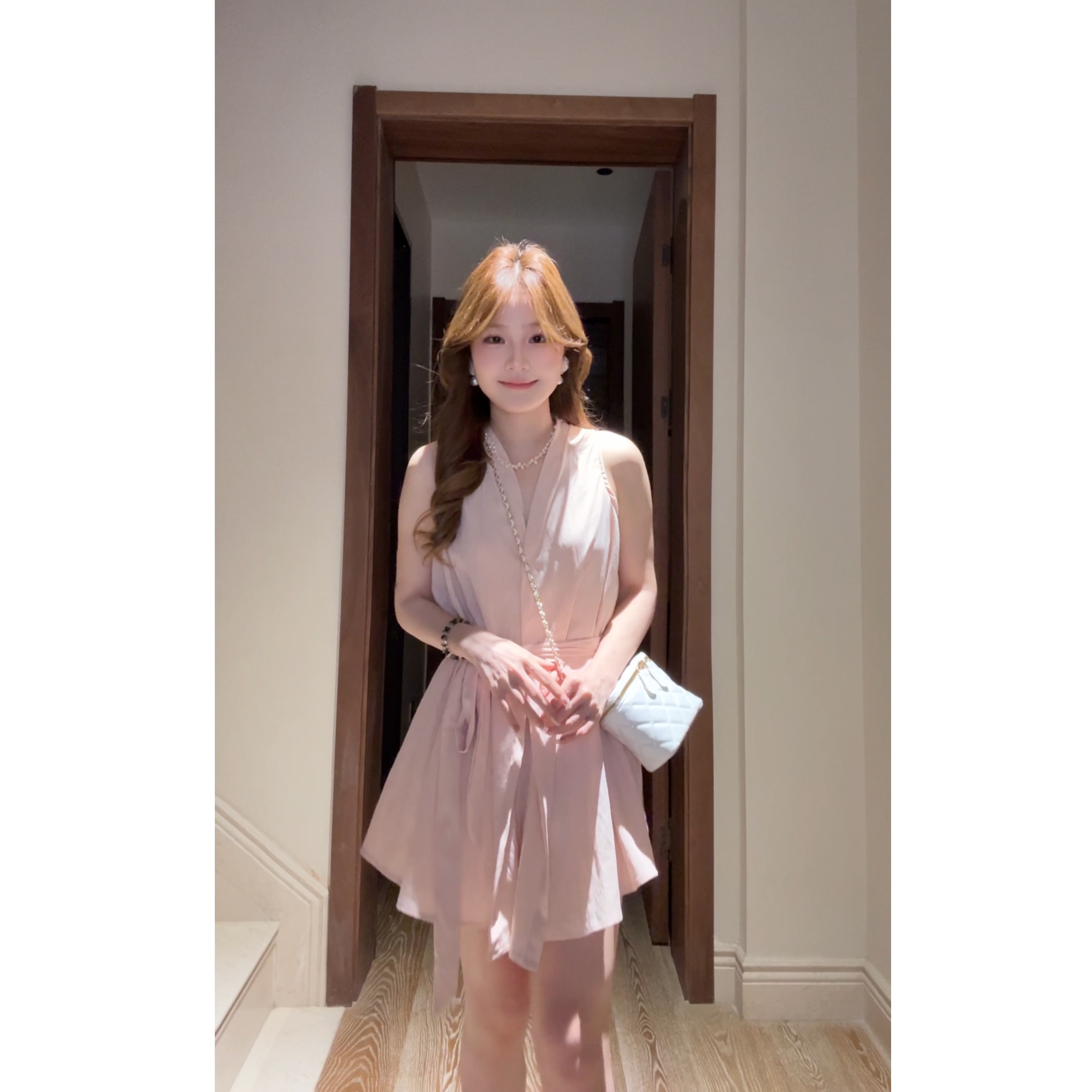 美人挂脖上衣夏季套装女薄短裤两件套时尚套装法式