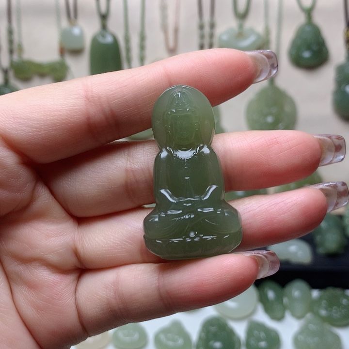 和田玉吊坠未镶嵌