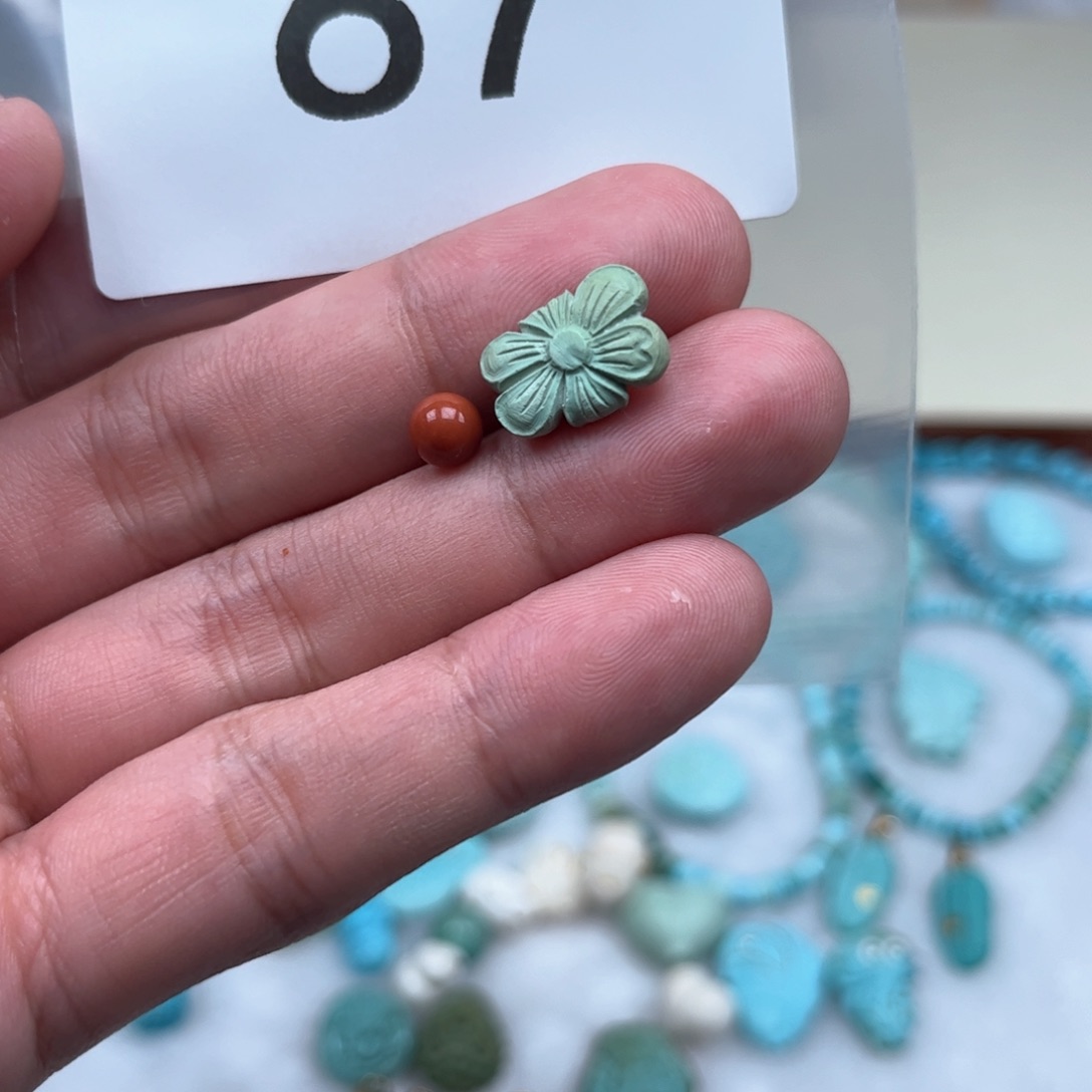 南红玛瑙未镶嵌珠宝奇石