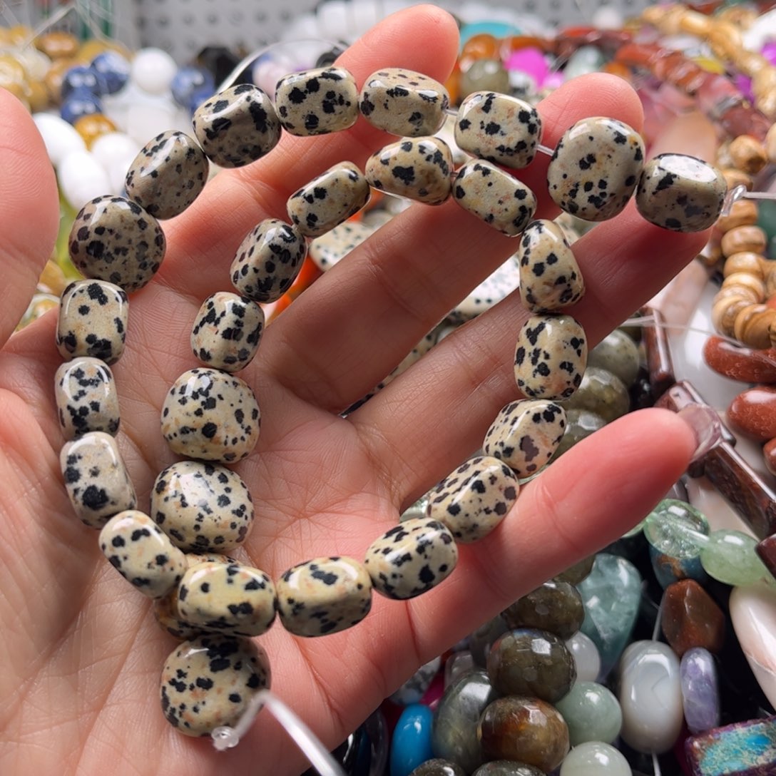 石英质玉珠宝奇石未镶嵌图