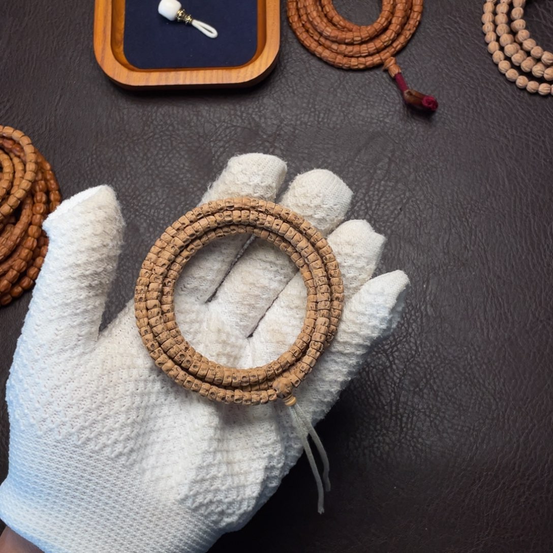 柏香籽/百香籽吊坠药王鬼