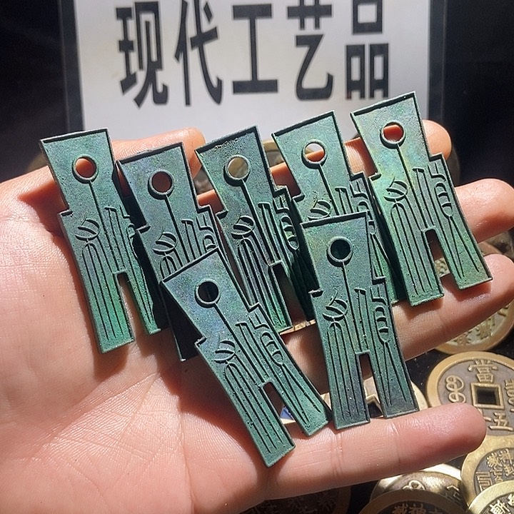 铜现代翻砂制作工艺品