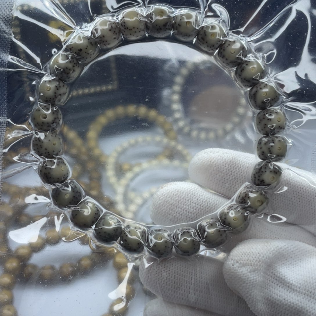 吊坠星月菩提02     9双留白大眼睛