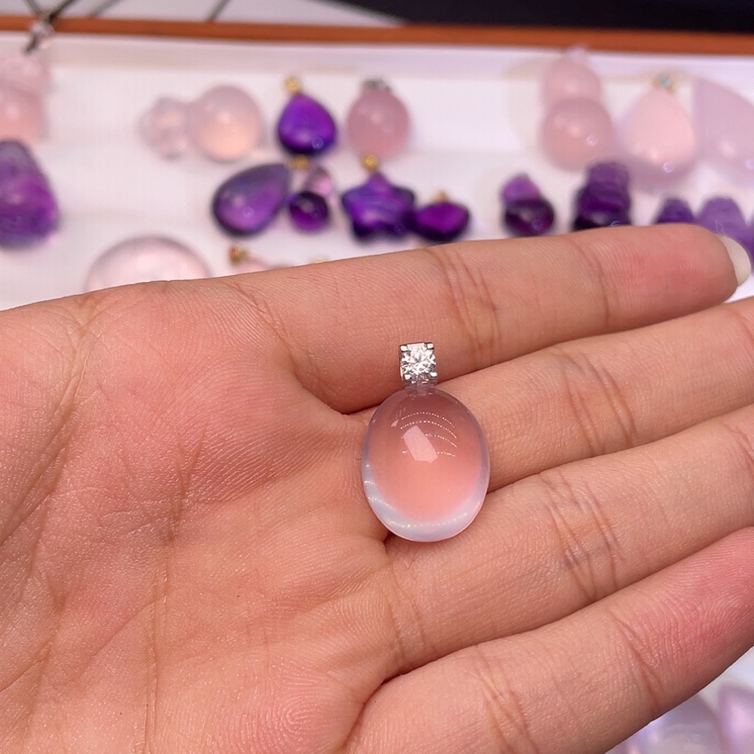 银S925镶嵌水晶颈饰粉水晶吊坠