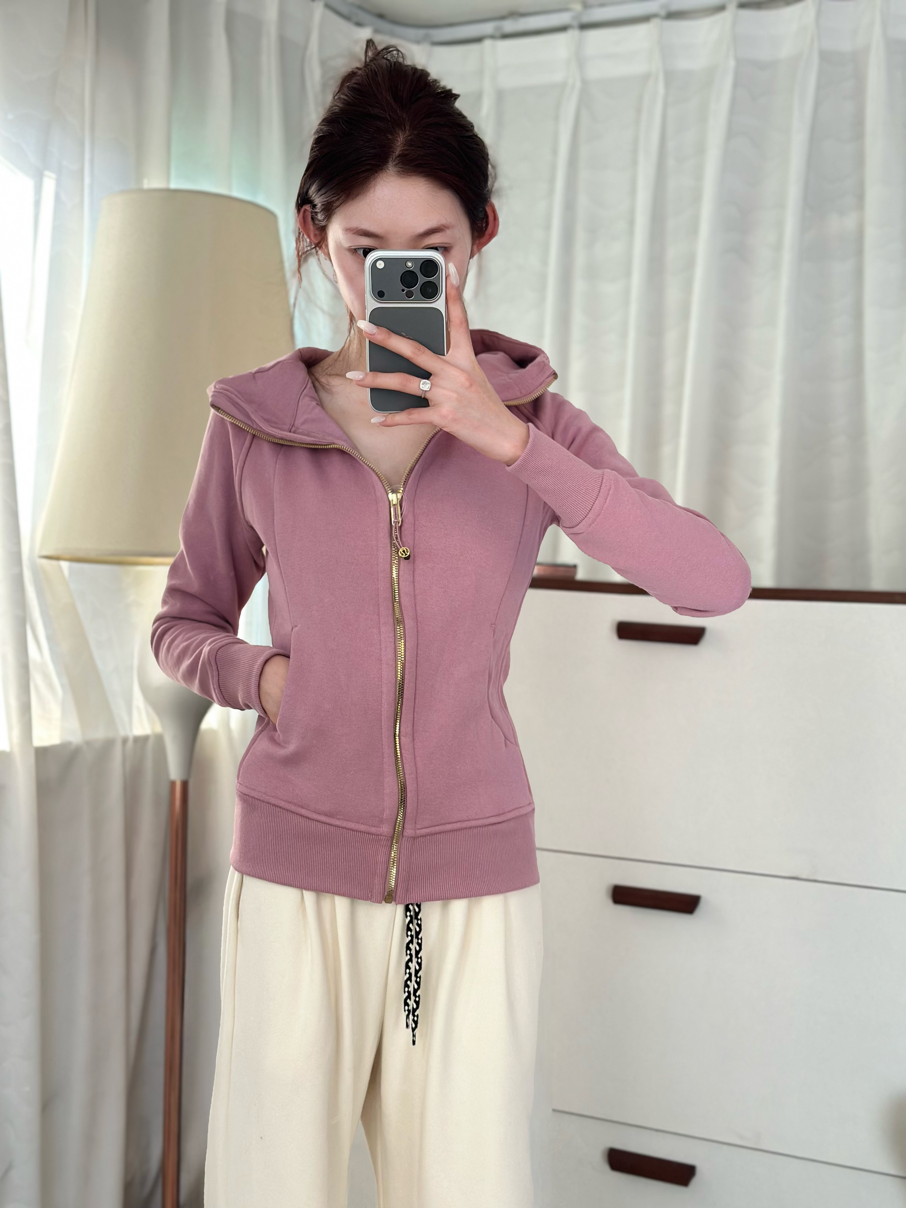 sku修身款连帽加绒外套